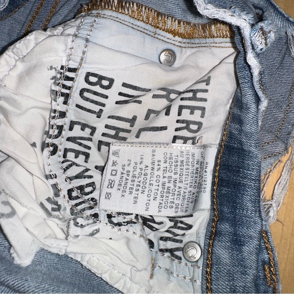 Vintage True Religion Joey Destroyed Cutoff Shorts - Picture 6 of 10